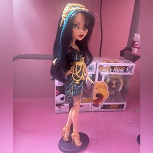 Monster High doll/ Cleo de Nile/ Frights Camera Action